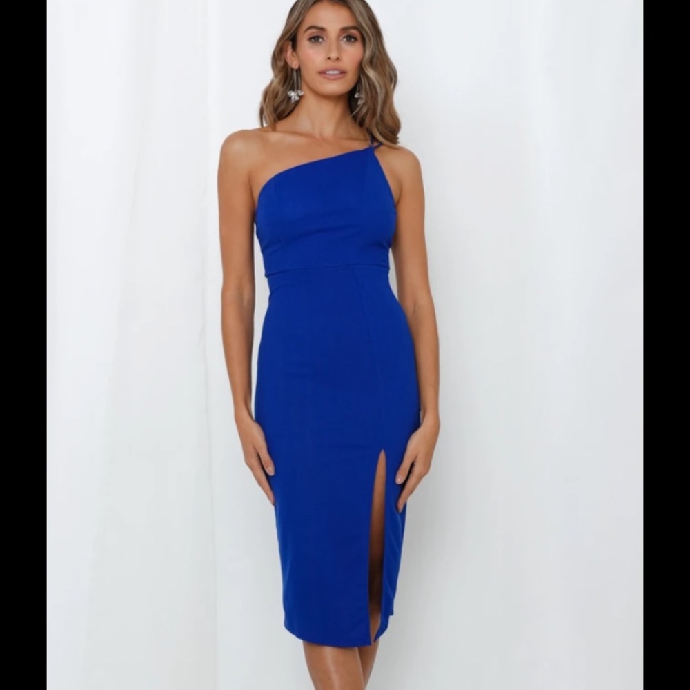 Hello Molly “taking it back dress” in blue NWT!!!!